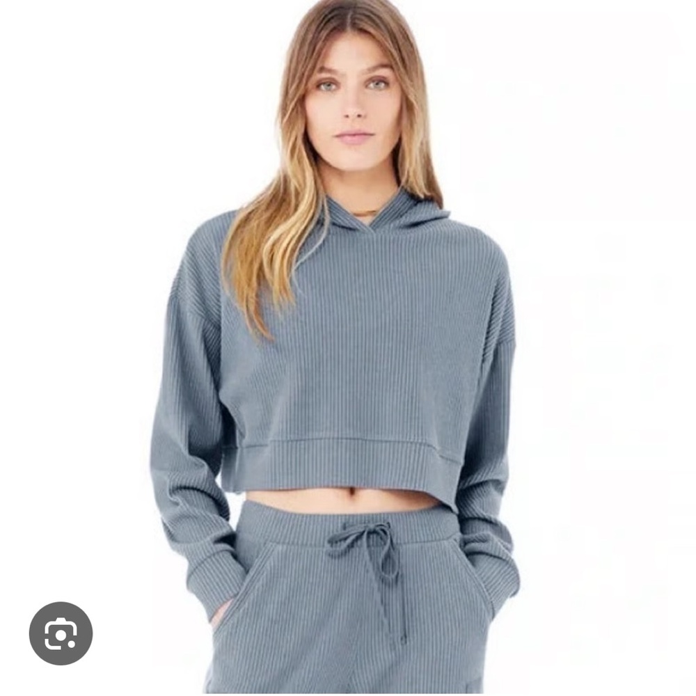 ALO Yoga Muse Ribbed Blue Cropped Hoodie size Medium